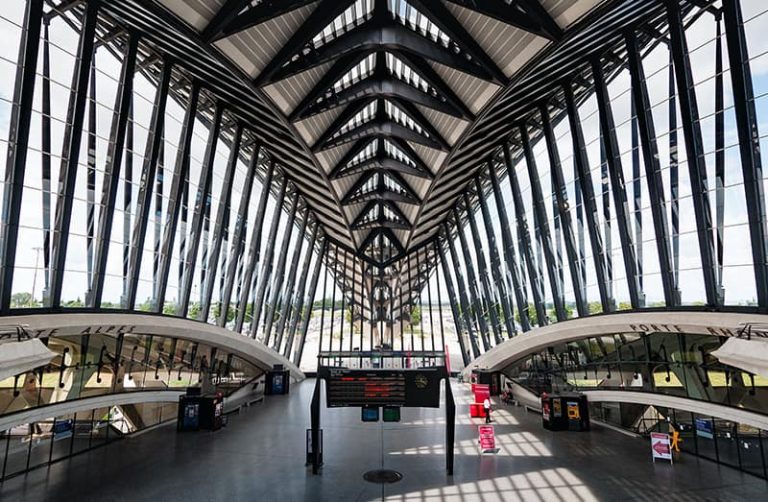 How AtmosAir is Improving Air Quality in Airports, Offices & Stadiums Amid Pandemic